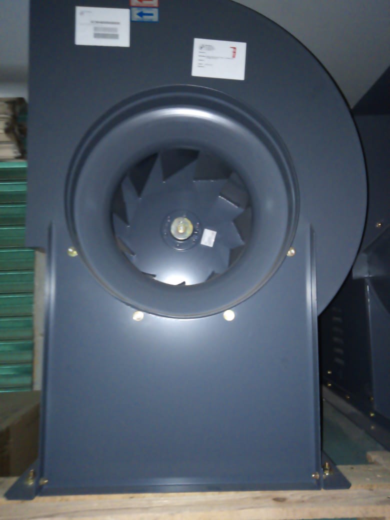 Extractor de aire centrifugo tipo vent set CMl 400 3 hp – Caudal Vent