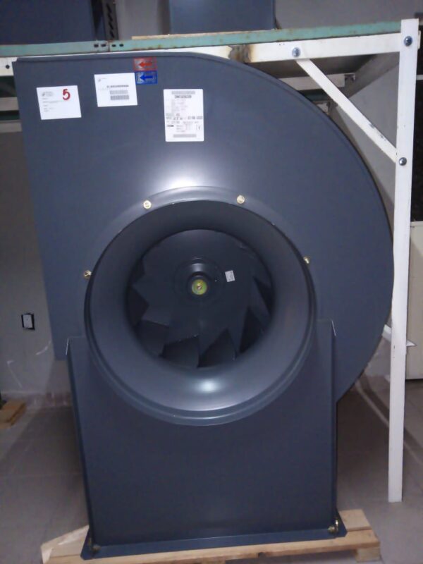 Extractor de aire centrífugo radial para ventilación industrial 2600 -  distribuido por CABLEMATIC ® 